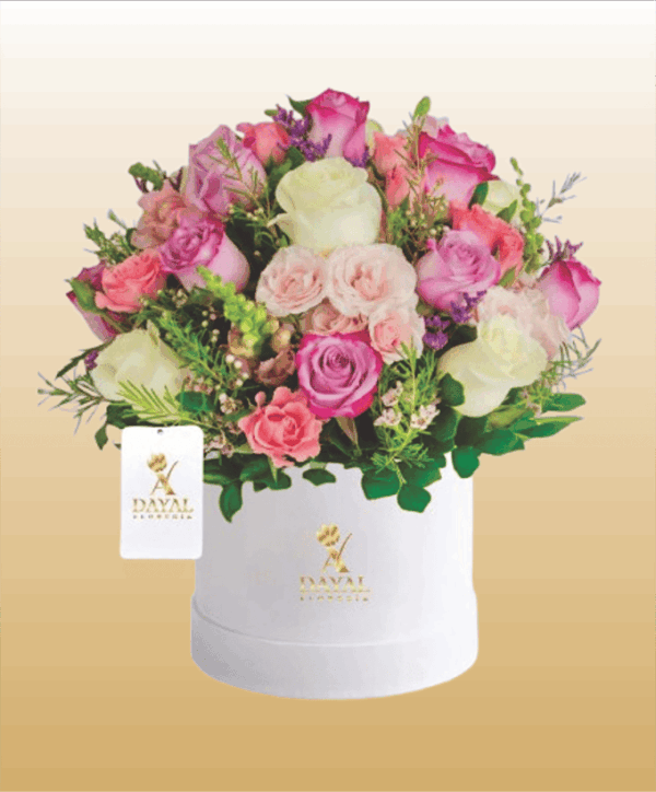 29 Box con Rosas Color Pastel y Flores Variadas